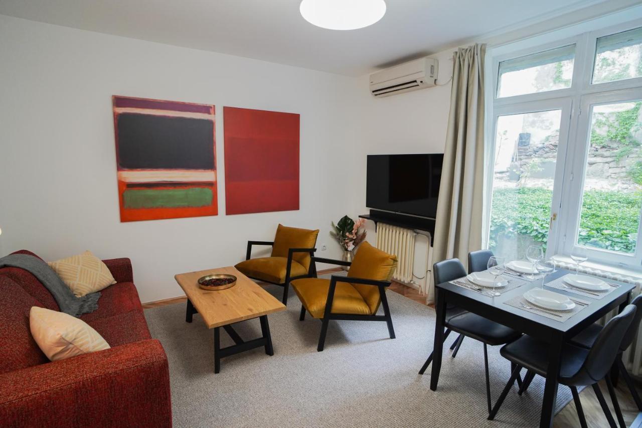 Quiet Luxury Family Apt Belgrade Fortress Center Exterior photo