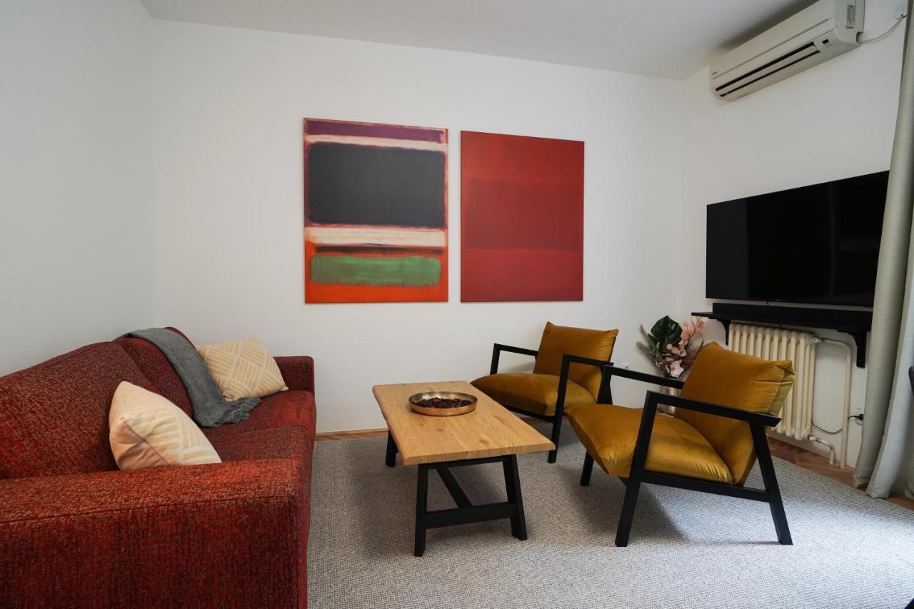 Quiet Luxury Family Apt Belgrade Fortress Center Exterior photo