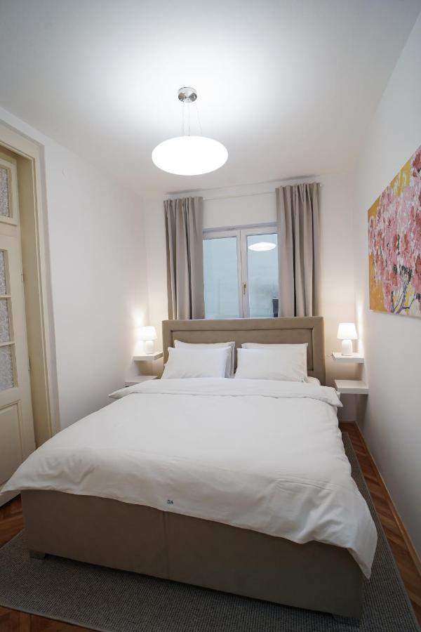 Quiet Luxury Family Apt Belgrade Fortress Center Exterior photo